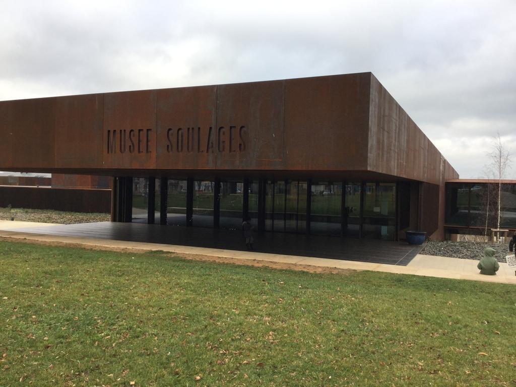Chambre D'Hotes Le Tilleul De Canac Rodez Bagian luar foto